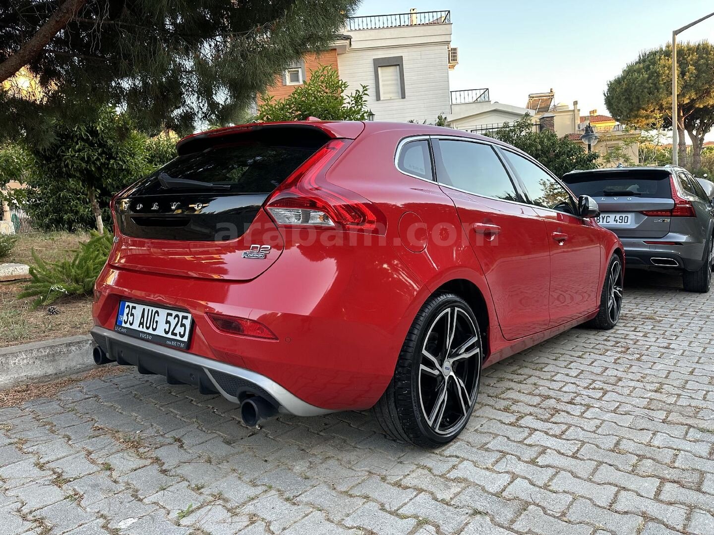 Sahibinden Volvo V40 1.6 D R-Design 2015 Model İzmir 103.000 km Kırmızı 3