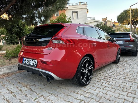 Sahibinden Volvo V40 1.6 D R-Design 2015 Model