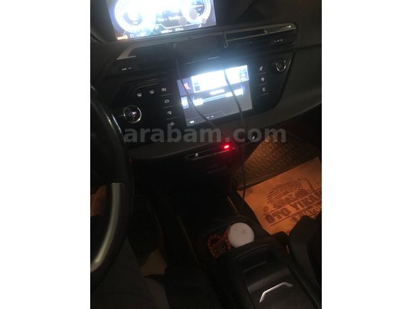 Sahibinden Citroen C4 Picasso 1.6 e-HDi Intensive 2015 Model 