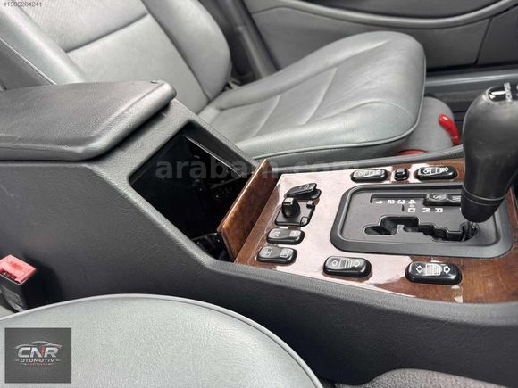 TR'DE TEKK C200 ELEGANCE OTOMATİK BEJ İÇ İLK ELDEN KUSURSUZZZZ
