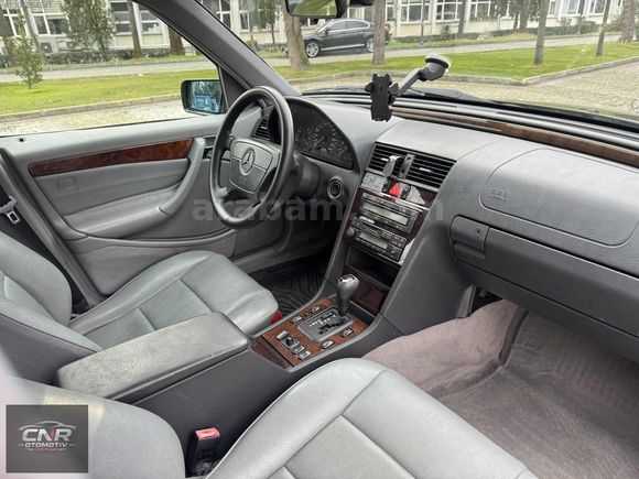 TR'DE TEKK C200 ELEGANCE OTOMATİK BEJ İÇ İLK ELDEN KUSURSUZZZZ