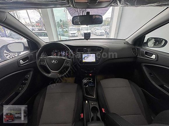İLK ELDEN CAM TAVAN CAR PLAY GERİ GÖRÜŞ MULTİMEDYA FULL PAKET