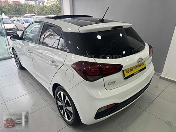 İLK ELDEN CAM TAVAN CAR PLAY GERİ GÖRÜŞ MULTİMEDYA FULL PAKET