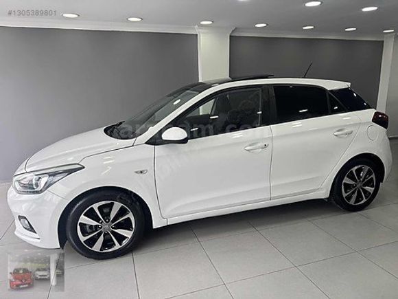 İLK ELDEN CAM TAVAN CAR PLAY GERİ GÖRÜŞ MULTİMEDYA FULL PAKET