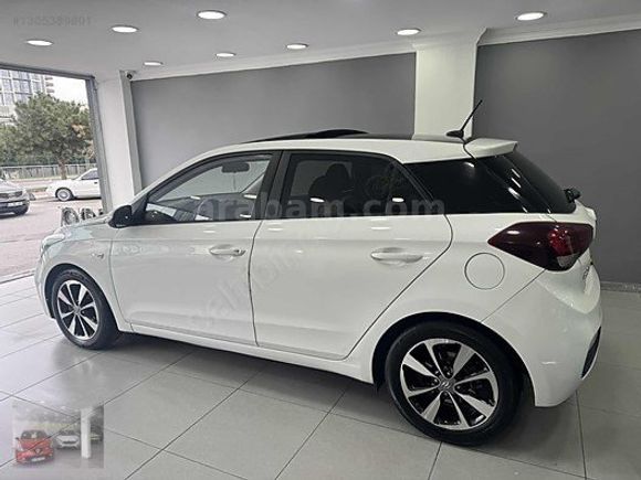 İLK ELDEN CAM TAVAN CAR PLAY GERİ GÖRÜŞ MULTİMEDYA FULL PAKET