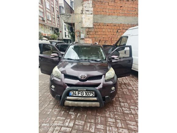 Sahibinden Toyota Urban Cruiser 1.33 2011 Model