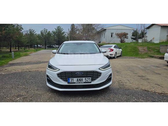 Sahibinden Ford Focus 1.0 EcoBoost Titanium Stil 2023 Model 