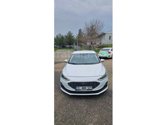 Sahibinden Ford Focus 1.0 EcoBoost Titanium Stil 2023 Model 