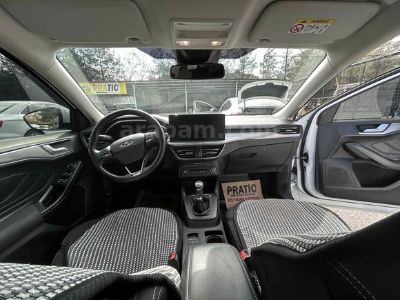 Sahibinden Ford Focus 1.0 EcoBoost Titanium Stil 2023 Model 