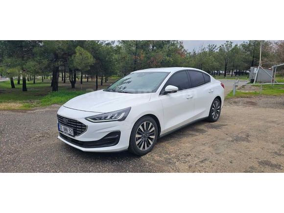 Sahibinden Ford Focus 1.0 EcoBoost Titanium Stil 2023 Model 