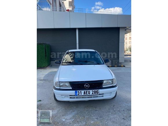 OPEL ASTRA 1.6 KREDİ KARTI GEÇERLİ