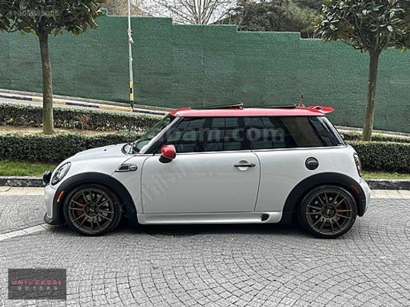 "UNIVERSAL MOTORS" 2013 COOPER 1.6 JOHN COOPER WORKS OTOMATIK