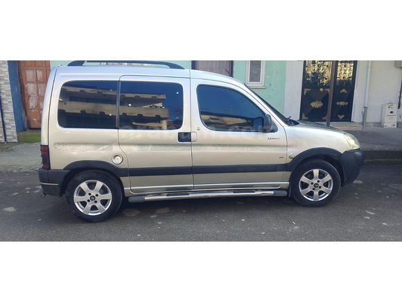 Sahibinden Peugeot Partner 2.0 HDI Comfort 2005 Model