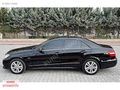 KURU DAN 2010 E 200 AVANTGARDA CAM TAVAN 280.000 KM DE