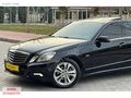 KURU DAN 2010 E 200 AVANTGARDA CAM TAVAN 280.000 KM DE