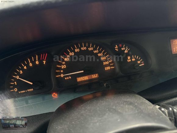 2001 OPEL VECTRA 1.6 16 VALFE