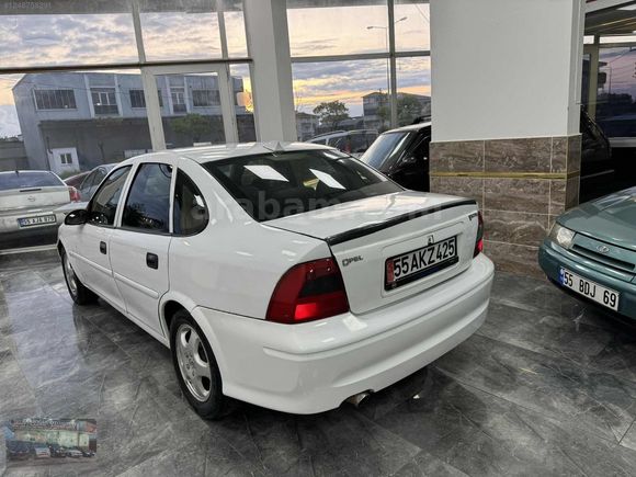 2001 OPEL VECTRA 1.6 16 VALFE