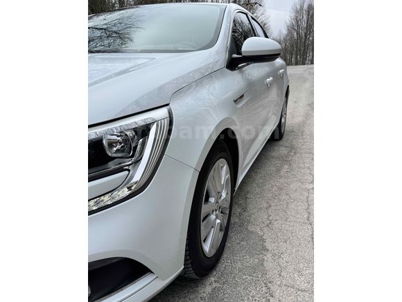 Sahibinden Renault Megane 1.3 TCe Joy 2020 Model 