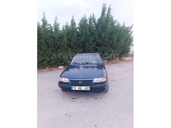 Sahibinden Opel Astra 1.6 1998 Model  262.000 km Mavi (metalik)
