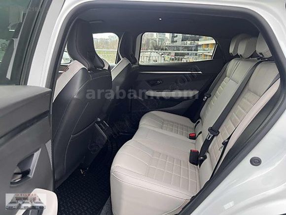 2024 Tescil Renault Megane E-Tech İCONİC EV60 218 Hp Beyaz&Siyah