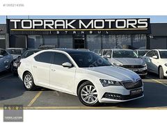 TOPRAK MOTORS İSTANBUL'DAN 2023 SKODA SUPER B CAM TAVANLI