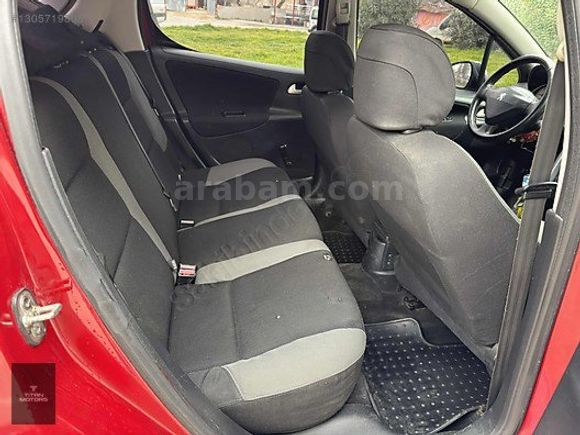 TİTAN MOTORS 233 BİN KMDE PEUGEOT 207 1.4 HDI 70 HP