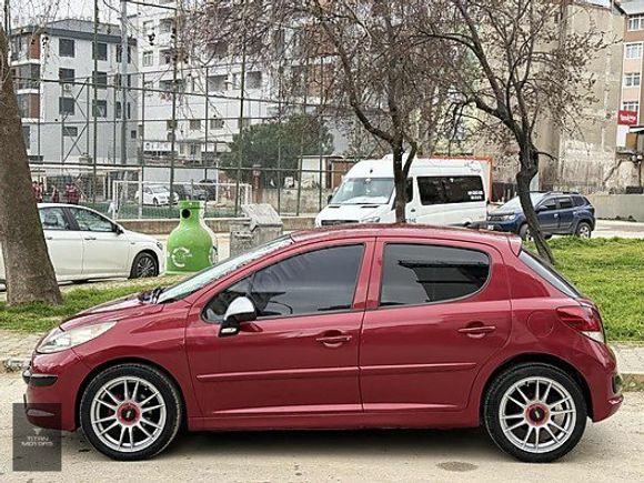 TİTAN MOTORS 233 BİN KMDE PEUGEOT 207 1.4 HDI 70 HP