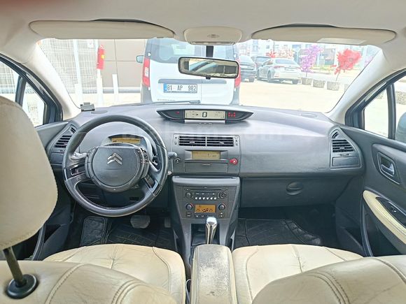 Memurdan Citroen C4 1.6 HDi SX 2008 Model