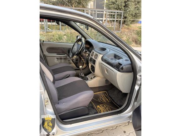 2005 BENZİN*LPG 1 PARÇA BOYALI.