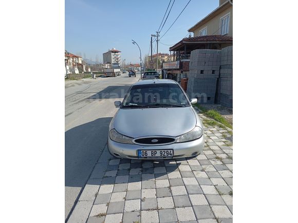 Sahibinden Ford Mondeo 2.0 Ghia 1998 Model
