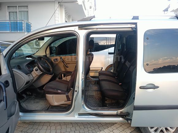 Sahibinden Renault Kangoo Multix 1.5 dCi Authentique 2011 Model
