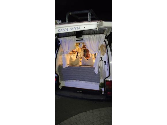Sahibinden düşük km, özenle yapılmış karavan.