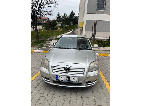 Sahibinden Toyota Avensis 2.0 Elegant 2004 Model 