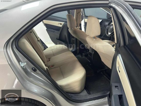 2015 MODEL TOYOTA COROLLA 1.6 TOUCH OTOMATİK VİTES 77 BiN KMDE