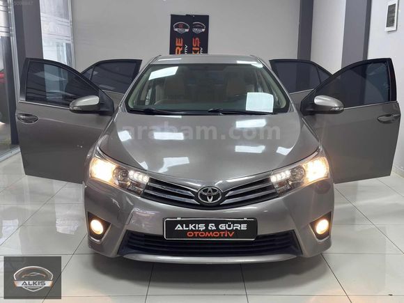 2015 MODEL TOYOTA COROLLA 1.6 TOUCH OTOMATİK VİTES 77 BiN KMDE