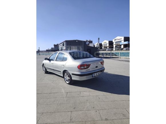 Galeriden Renault Megane 1.6 Expression 2003 Model Uşak