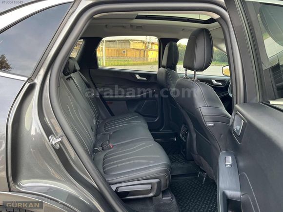 2023 MODEL 27 BİNDE HATASIZ BOYASIZ FORD KUGA VİGNALE.