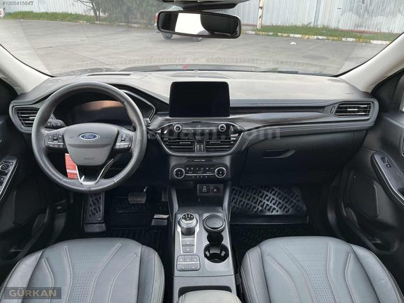 2023 MODEL 27 BİNDE HATASIZ BOYASIZ FORD KUGA VİGNALE.
