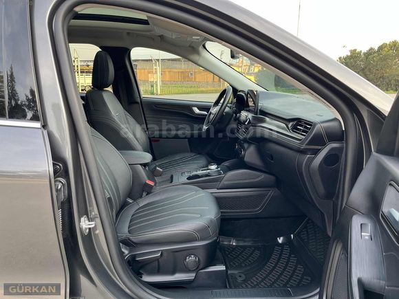 2023 MODEL 27 BİNDE HATASIZ BOYASIZ FORD KUGA VİGNALE.