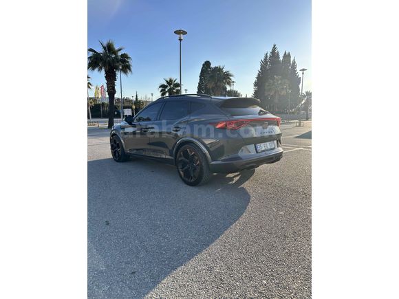 PAZARLIKSIZ Cupra Formentor 1.5 TSI 2024 Model İzmir 40.600 km Füme