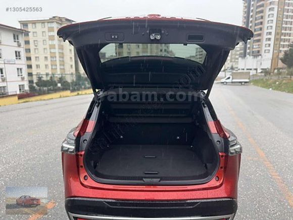 BOYASZ2025ÇIKIŞLI QASHQAİ 1.3DIG-T C.TAVAN.Ş.TAKP.E.BAGAJ 9700KM
