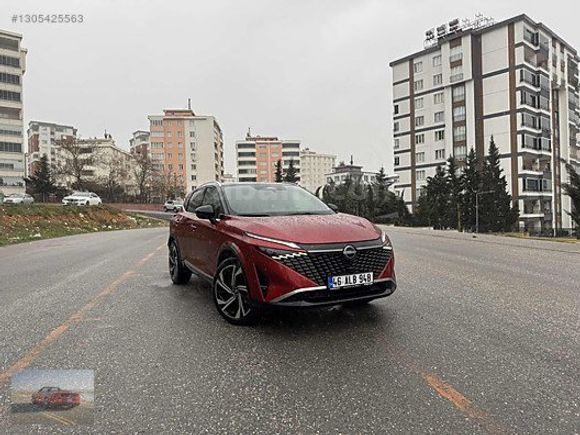 BOYASZ2025ÇIKIŞLI QASHQAİ 1.3DIG-T C.TAVAN.Ş.TAKP.E.BAGAJ 9700KM