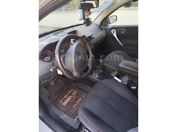 Sahibinden Renault Megane 1.6 Dynamique 2004 Model