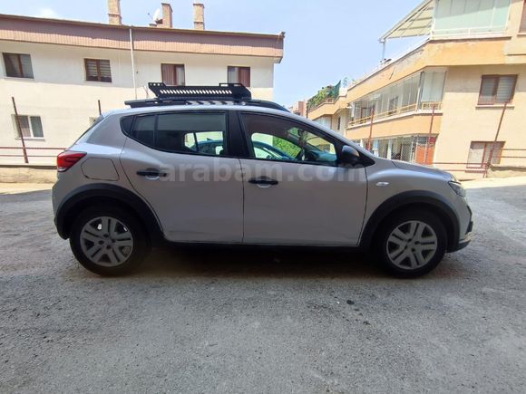 Sahibinden Dacia Sandero Stepway 1.0 Tce Essential 2022 Model