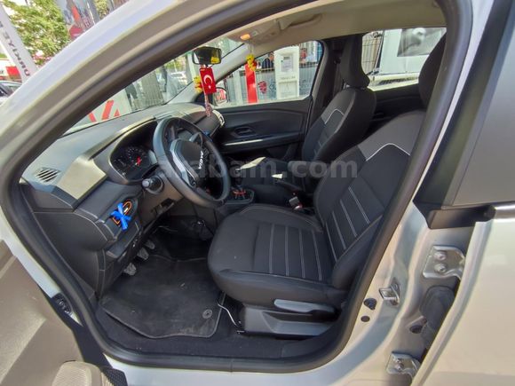 Sahibinden Dacia Sandero Stepway 1.0 Tce Essential 2022 Model