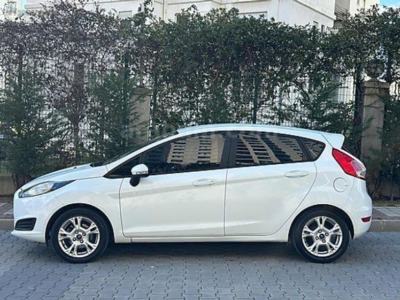 POLATOĞLU 2015 FİESTA 98.000 KM 250 PEŞİN 12/24/36 SNT