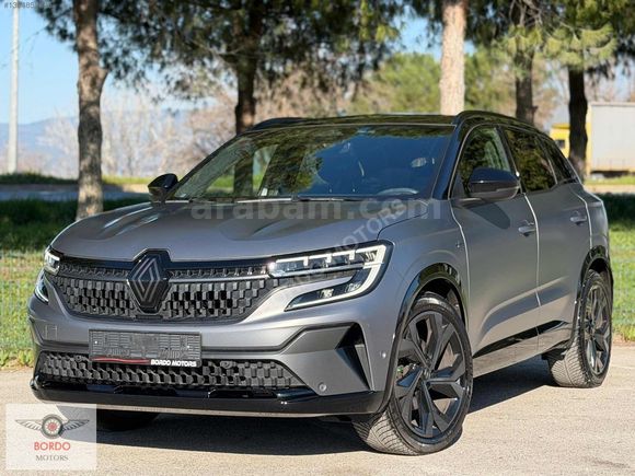 BORDO'DAN 2023 RENAULT AUSTRAL 1.3 HYBRİD