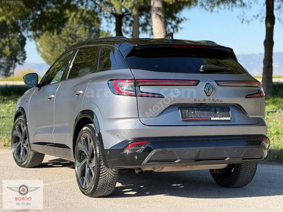 BORDO'DAN 2023 RENAULT AUSTRAL 1.3 HYBRİD