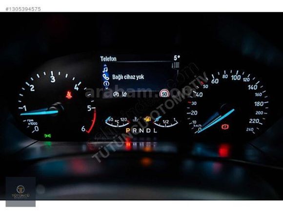 2025 FORD FOCUS 1.5 DİZEL 115HP TİTANİUM STİL HATASIZ BOYASIZ%20