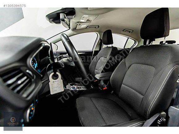 2025 FORD FOCUS 1.5 DİZEL 115HP TİTANİUM STİL HATASIZ BOYASIZ%20
